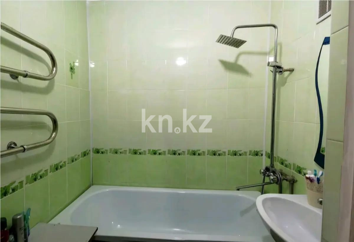 Продажа 3-комнатной квартиры, 74 м², мкр-н Аксай-1, дом  4а в Алматы - фото 5