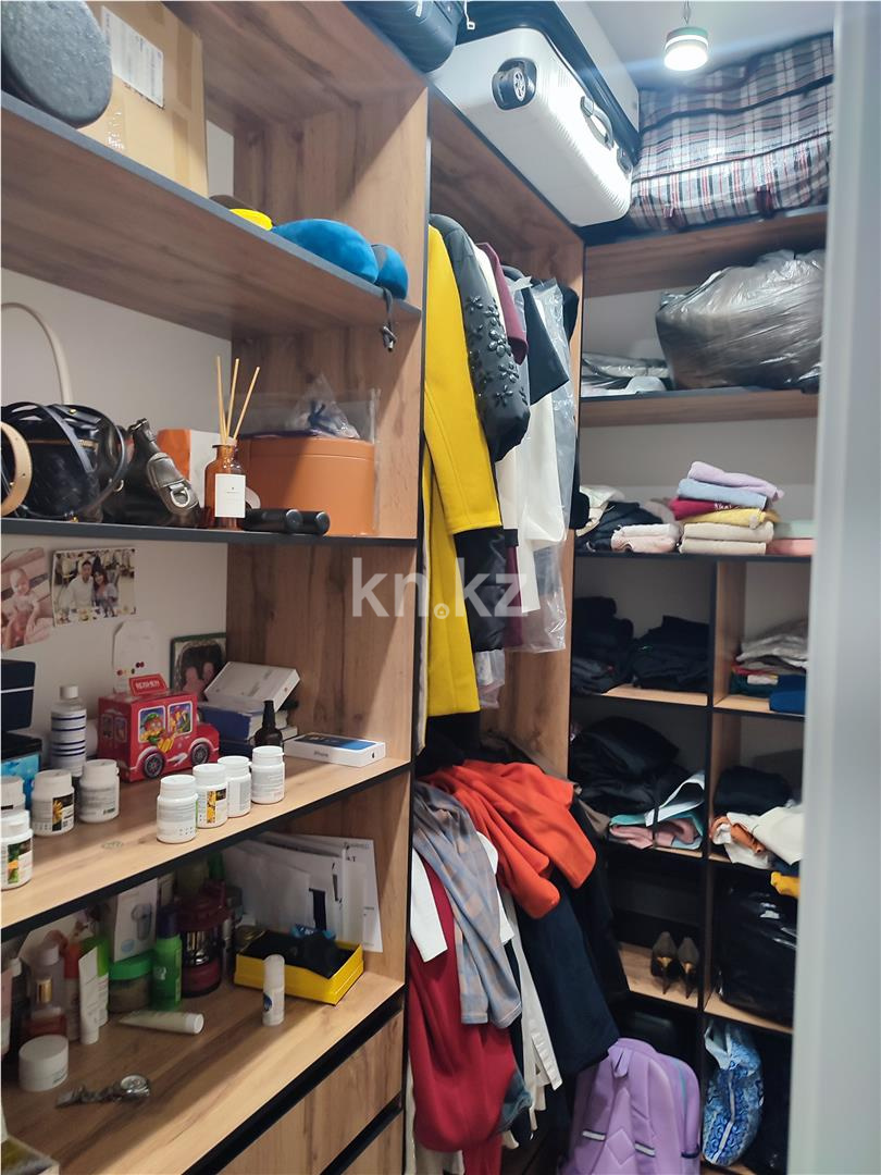 Продажа 3-комнатной квартиры, 76 м² в Караганде - фото 8