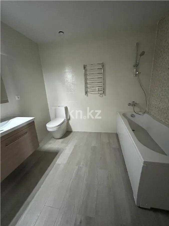 Продажа 2-комнатной квартиры, 92.3 м² в Алматы - фото 2