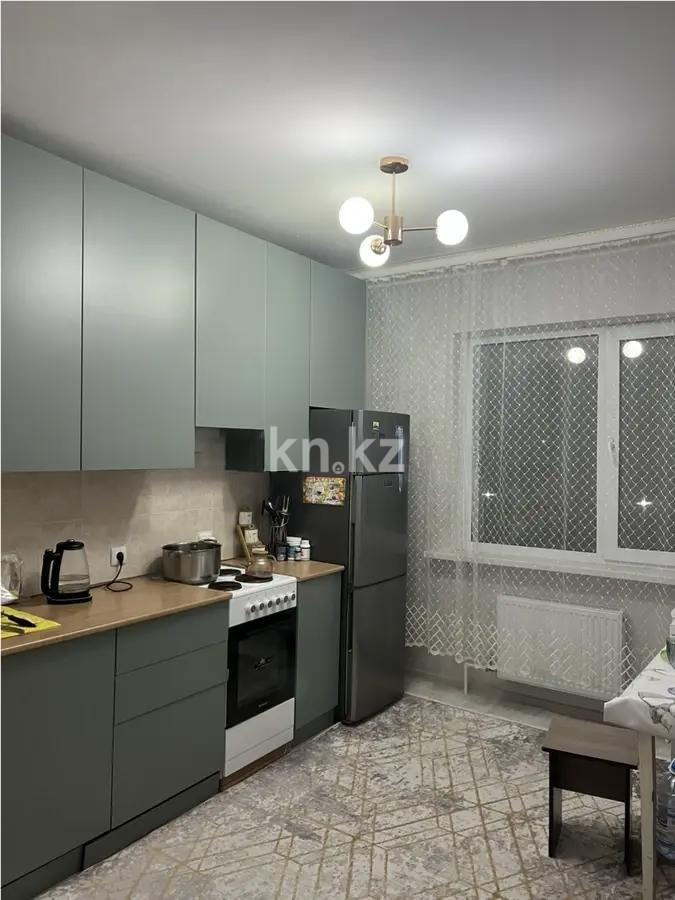 Продажа 2-комнатной квартиры, 65 м², ул. Белинского, дом  1/1 в Караганде - фото 3