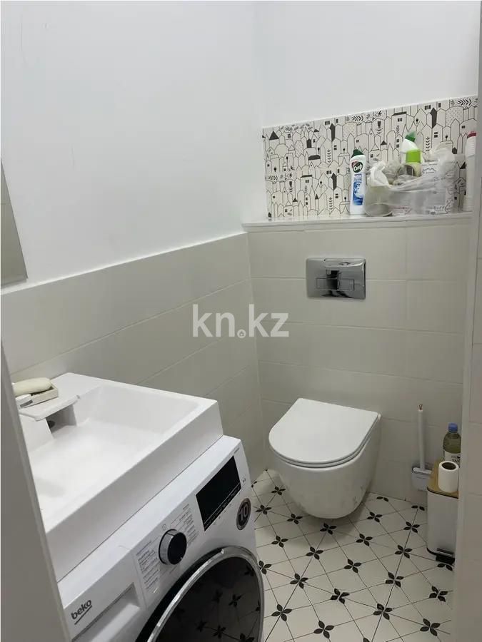 Продажа 2-комнатной квартиры, 80 м², ул. Утеген батыра, дом  11в в Алматы - фото 3