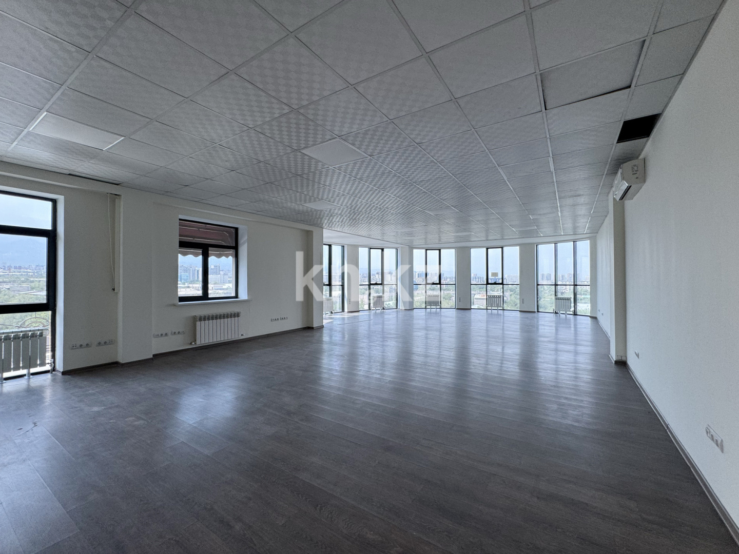 Аренда , ул. Ауэзова, дом  60 в Алматы - фото 2