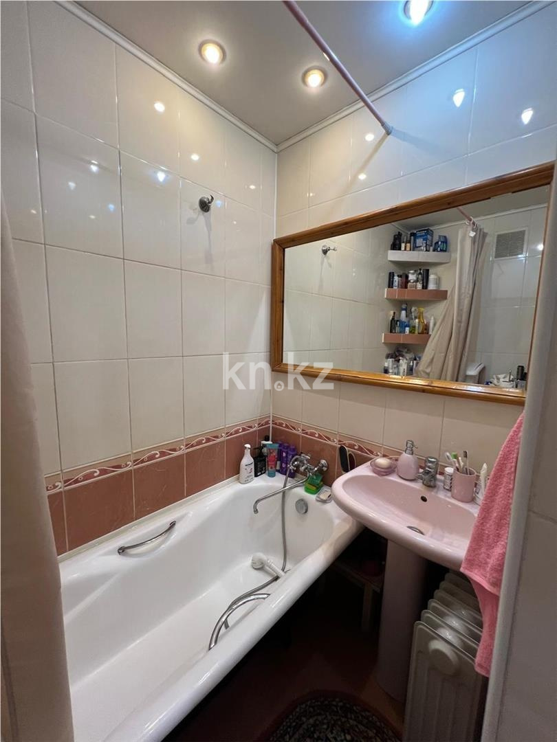 Продажа 3-комнатной квартиры, 65 м² в Караганде - фото 10