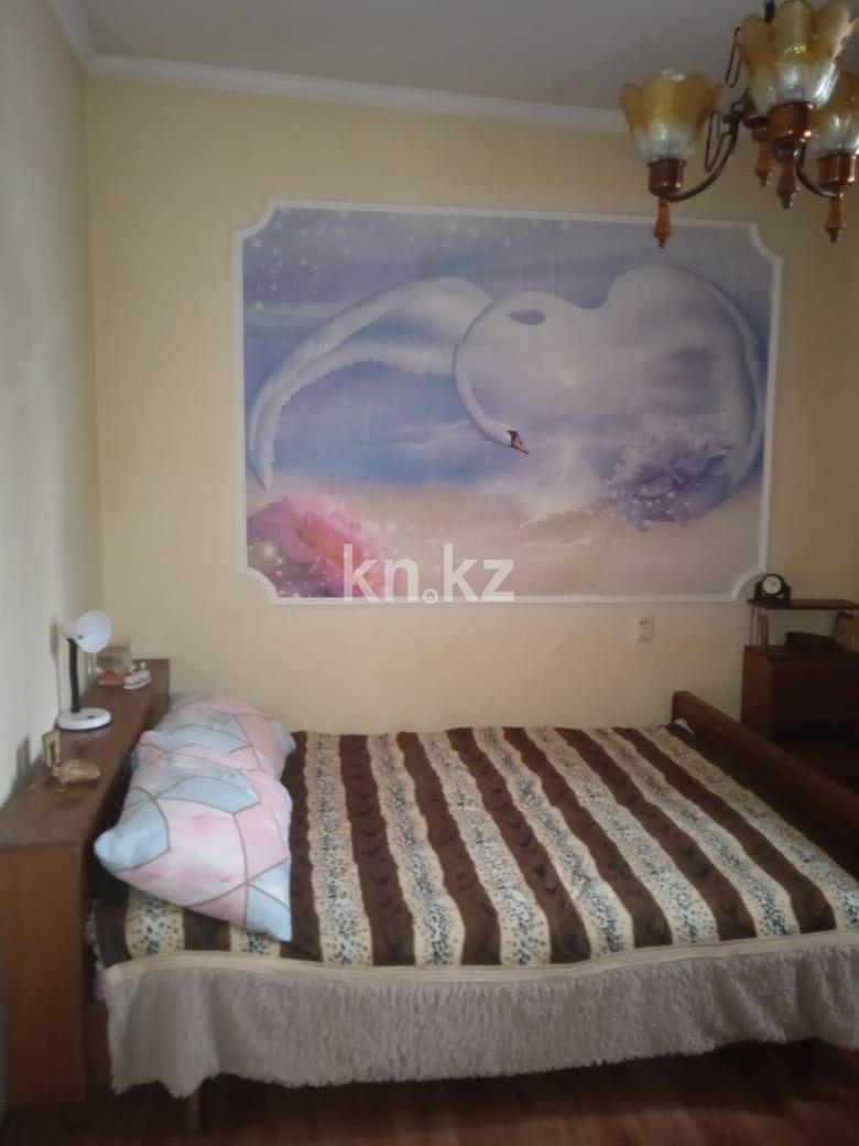 Продажа 3-комнатной квартиры, 63 м², ул. Баженова, дом  158 в Караганде - фото 2