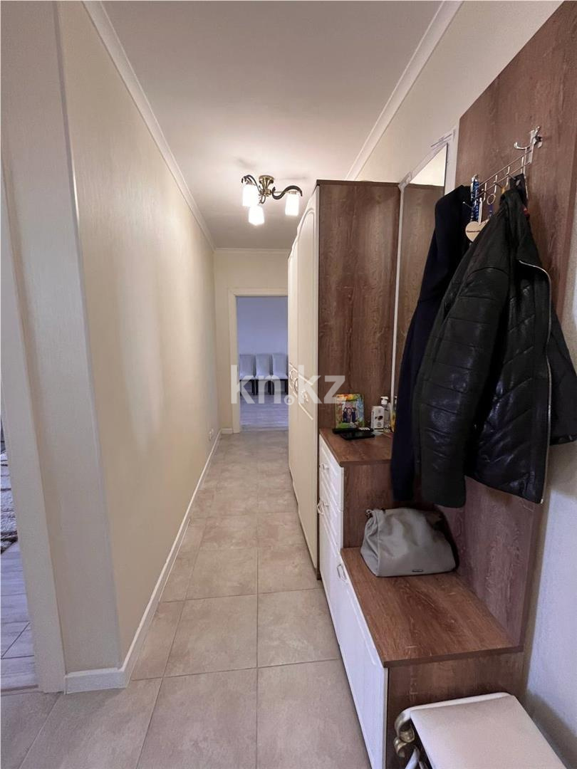 Продажа 3-комнатной квартиры, 90 м², ул. Карбышева, дом  5/6 в Караганде - фото 13