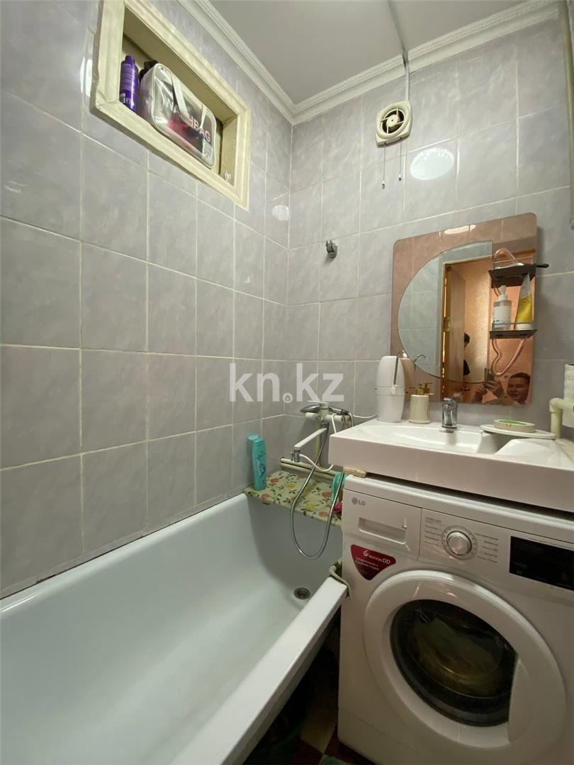 Продажа 4-комнатной квартиры, 60 м², мкр-н 21 в Караганде - фото 12