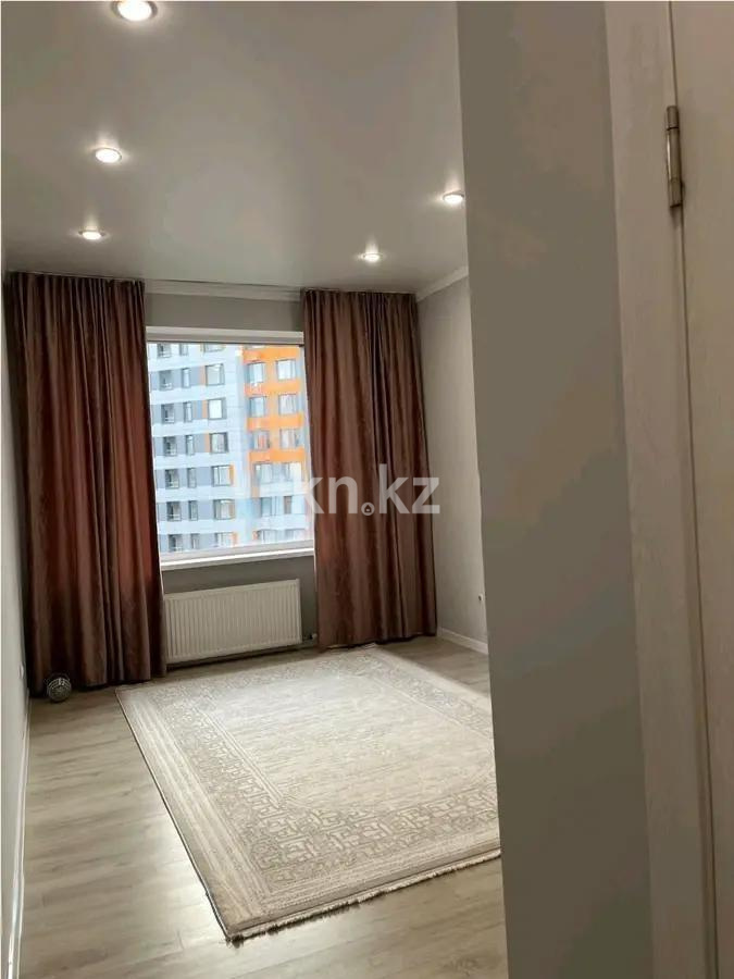 Продажа 3-комнатной квартиры, 98 м², ул. Сатпаева, дом  90/54 в Алматы - фото 2