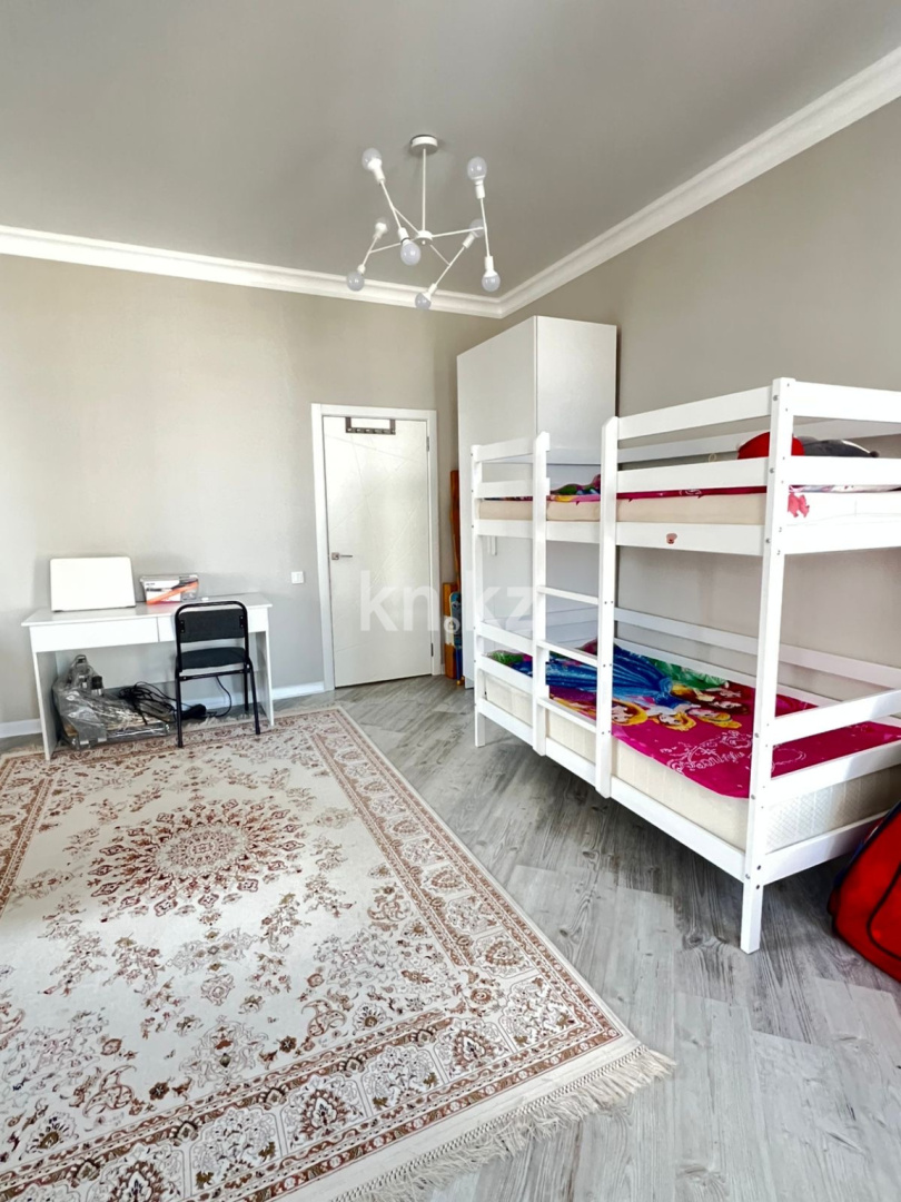 Продажа 3-комнатной квартиры, 90 м², ул. Туркестан, дом  14 - Туркестан 14 — Туркистан - Орынбор в Астане - фото 4