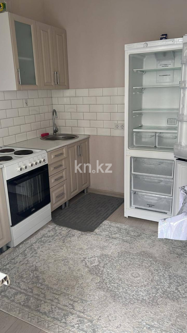 Аренда 1-комнатной квартиры, 39 м² в Астане