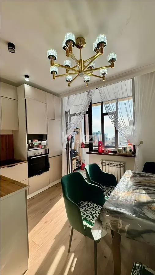 Продажа 5-комнатной квартиры, 190 м², ул. Аныракай, дом  1а в Астане - фото 6