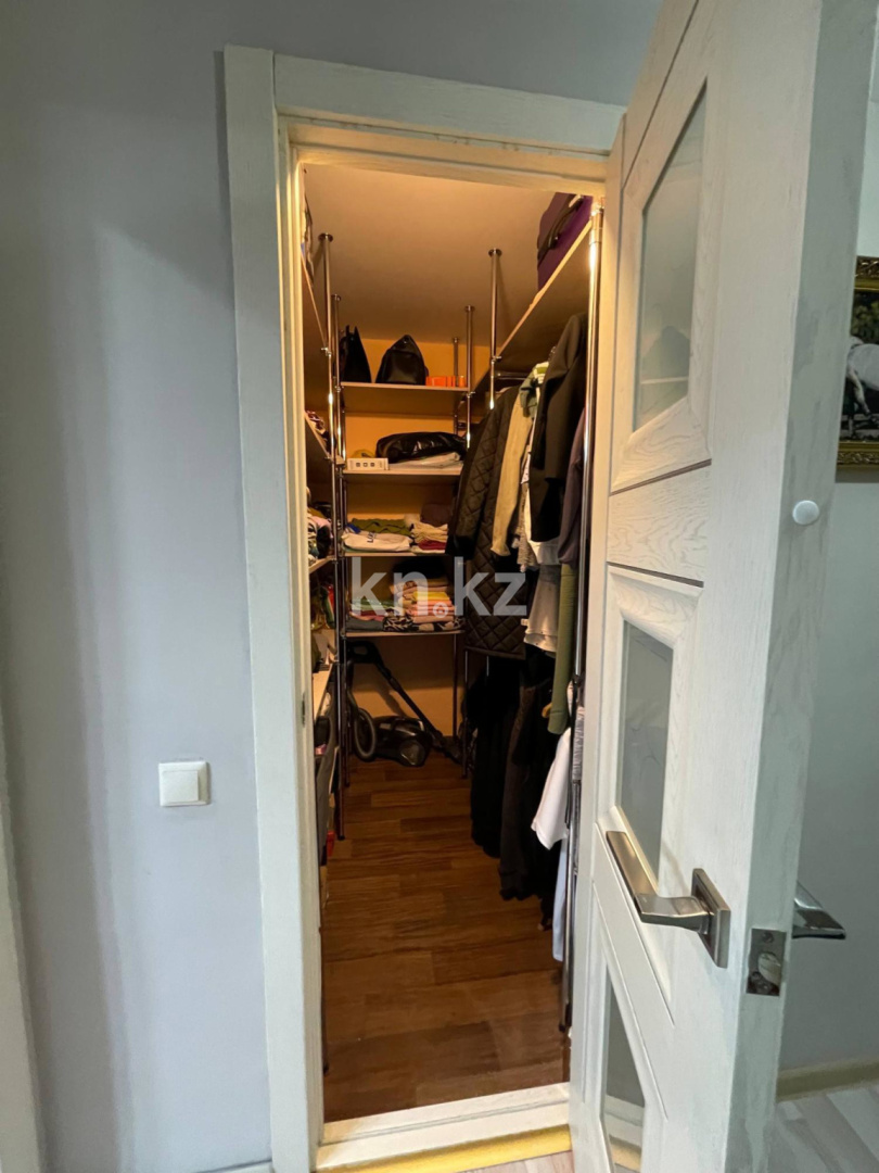 Продажа 3-комнатной квартиры, 93 м², ул. Воинов-интернационалистов, дом  1 в Костанае - фото 14