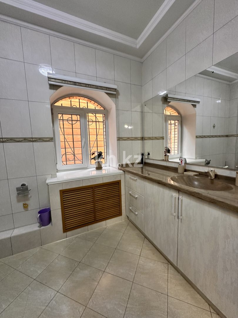 Продажа 6-комнатного дома, 316 м² в Караганде - фото 23