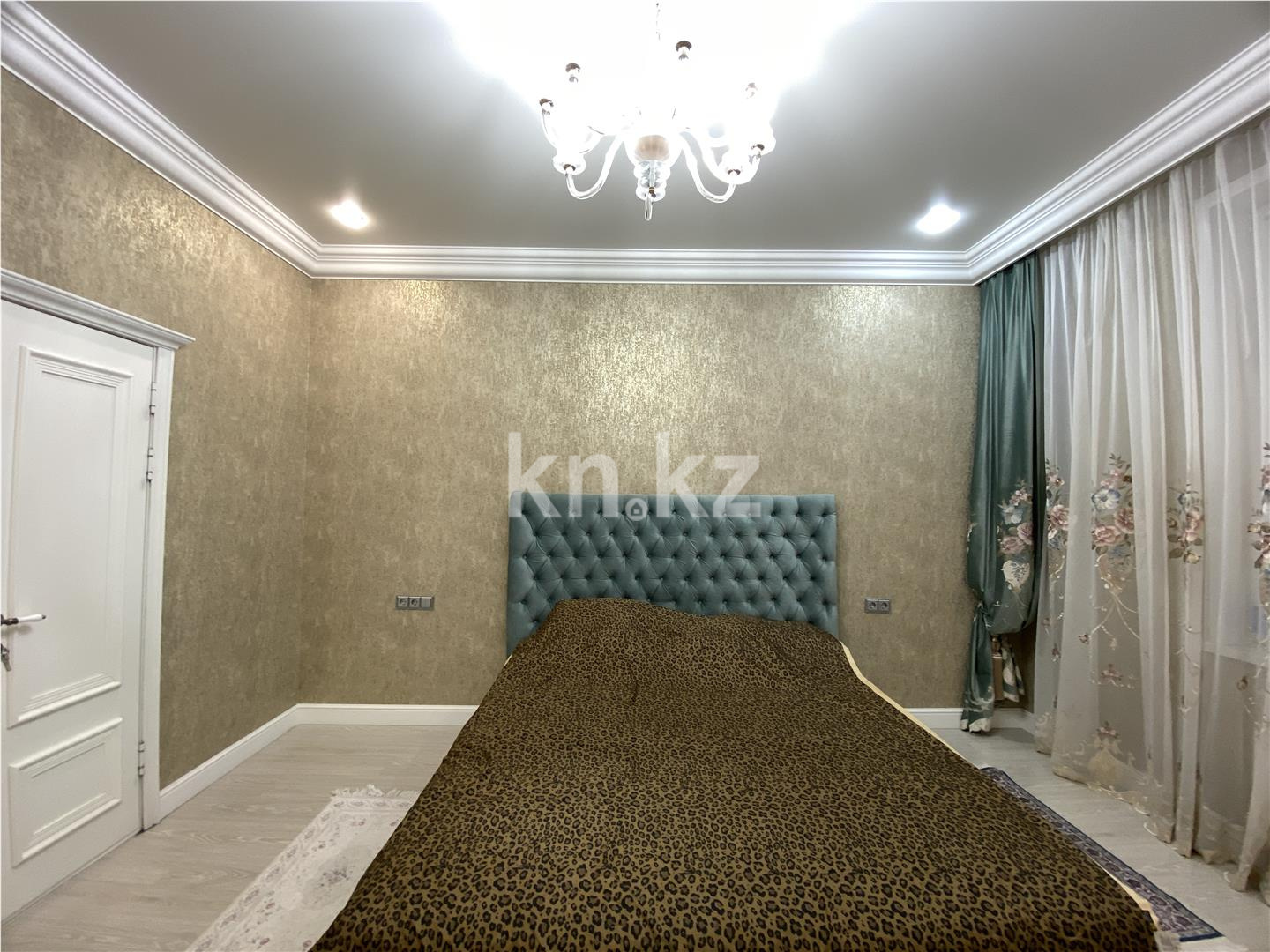 Продажа 3-комнатной квартиры, 135.2 м², ул. Байтурсынова в Астане - фото 23