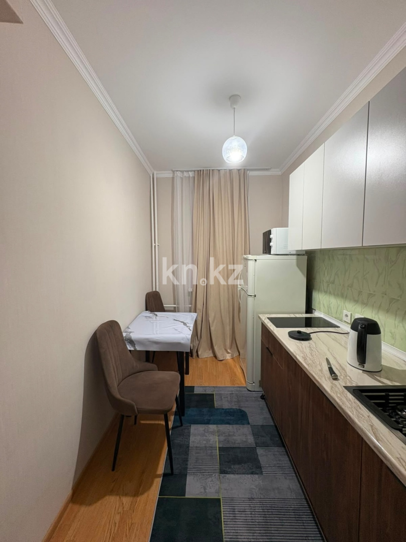 Аренда 1-комнатной квартиры, 38 м² в Астане