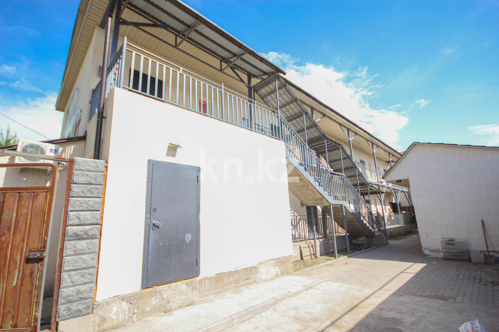 Продажа , 285 м², ул. Сапиева в Алматы - фото 17