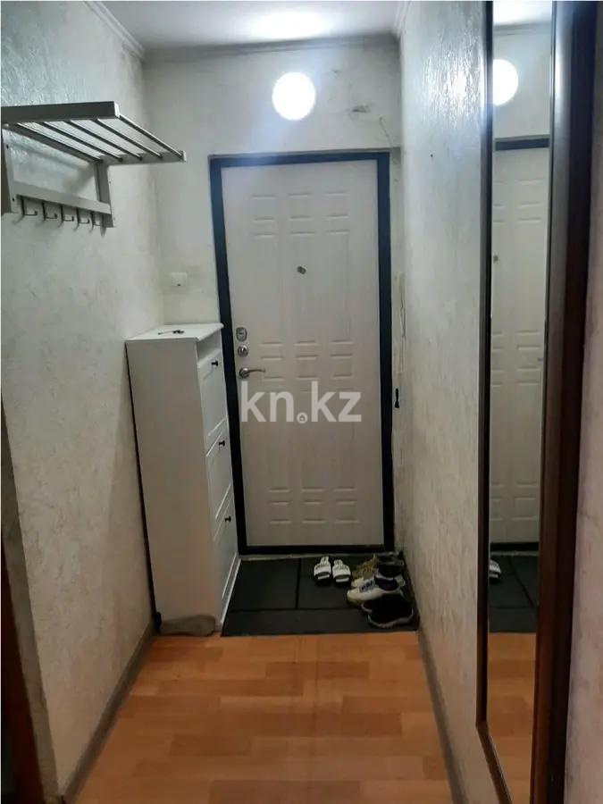 Продажа 3-комнатной квартиры, 60 м², мкр-н 9, дом  14 в Алматы - фото 3