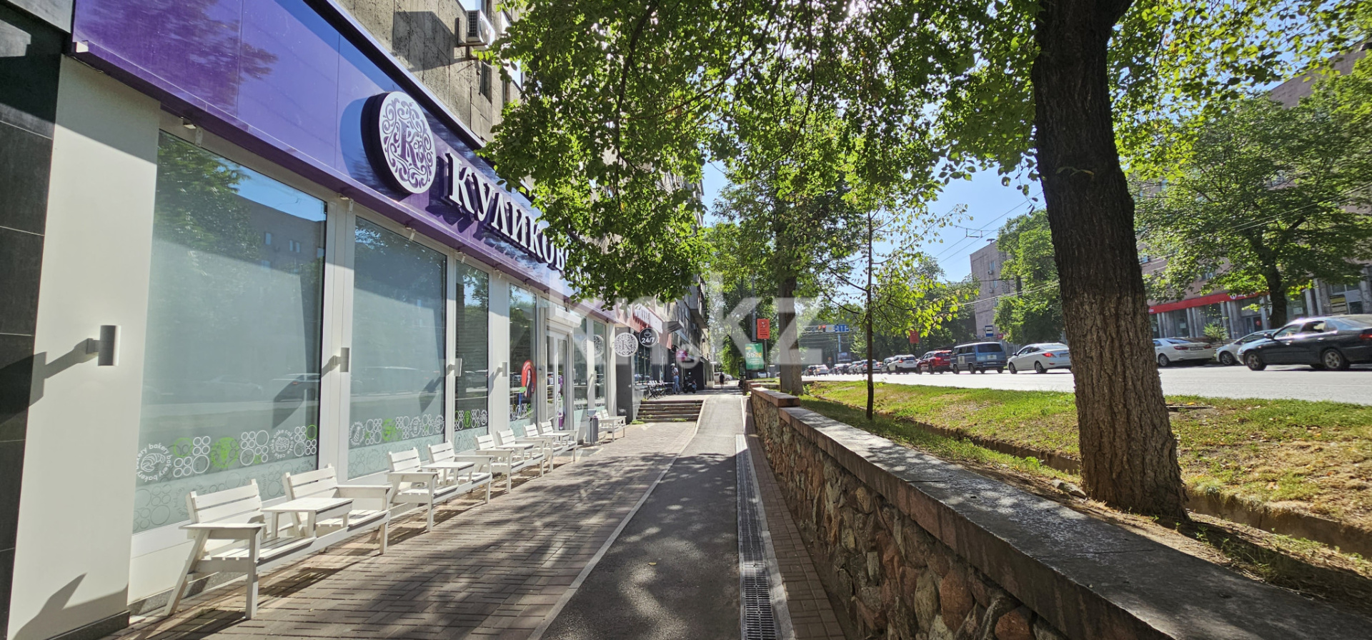 Аренда 1-комнатной квартиры посуточно, 50 м² в Алматы - фото 16