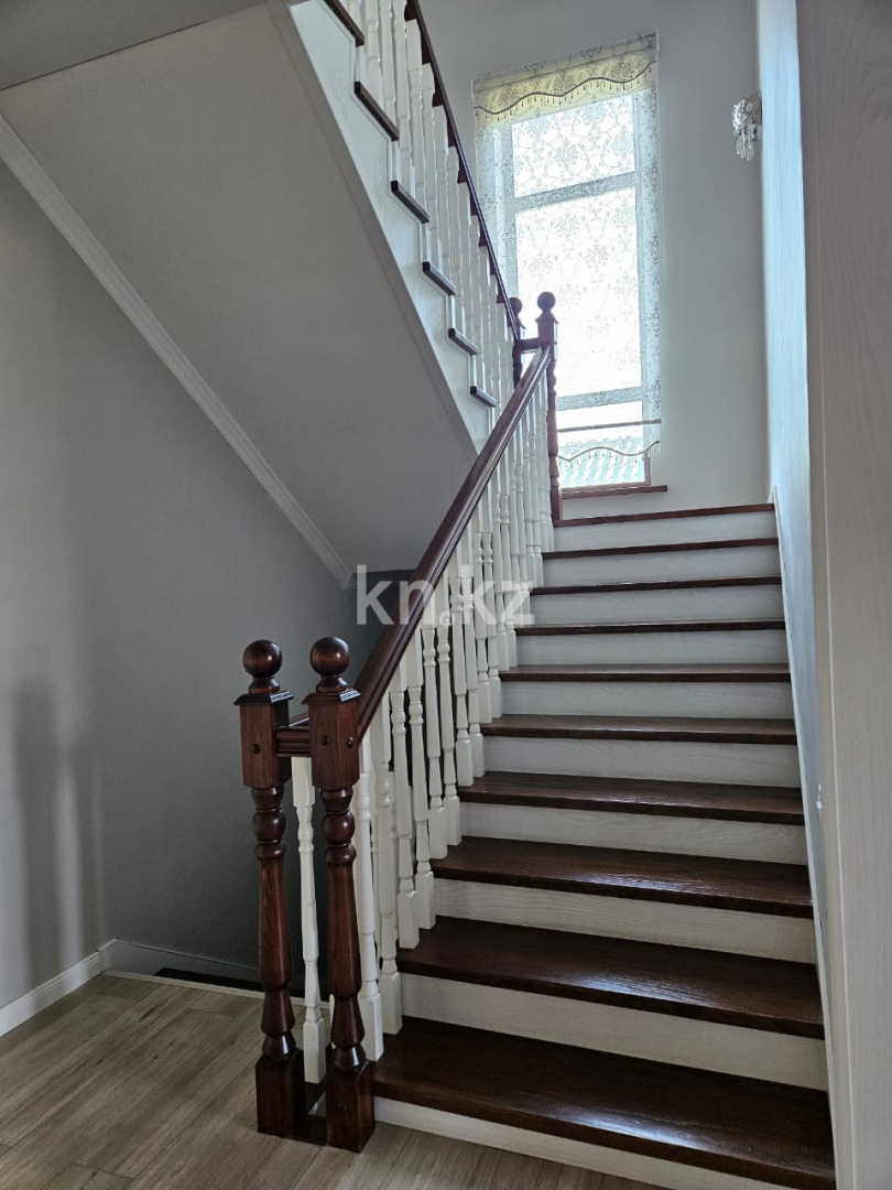 Продажа 7-комнатного дома, 400 м² в Алматы - фото 11