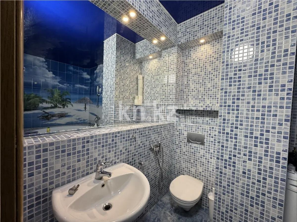 Продажа 2-комнатной квартиры, 71 м² в Алматы - фото 4