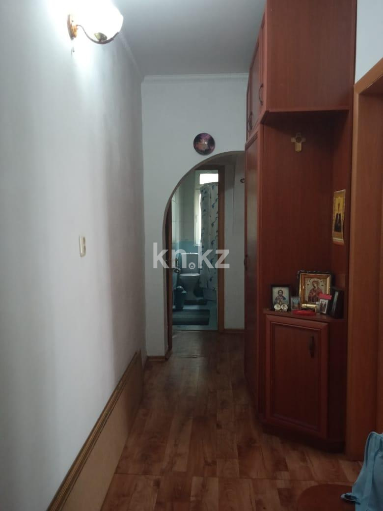 Продажа 3-комнатной квартиры, 63 м², ул. Баженова, дом  158 в Караганде - фото 7