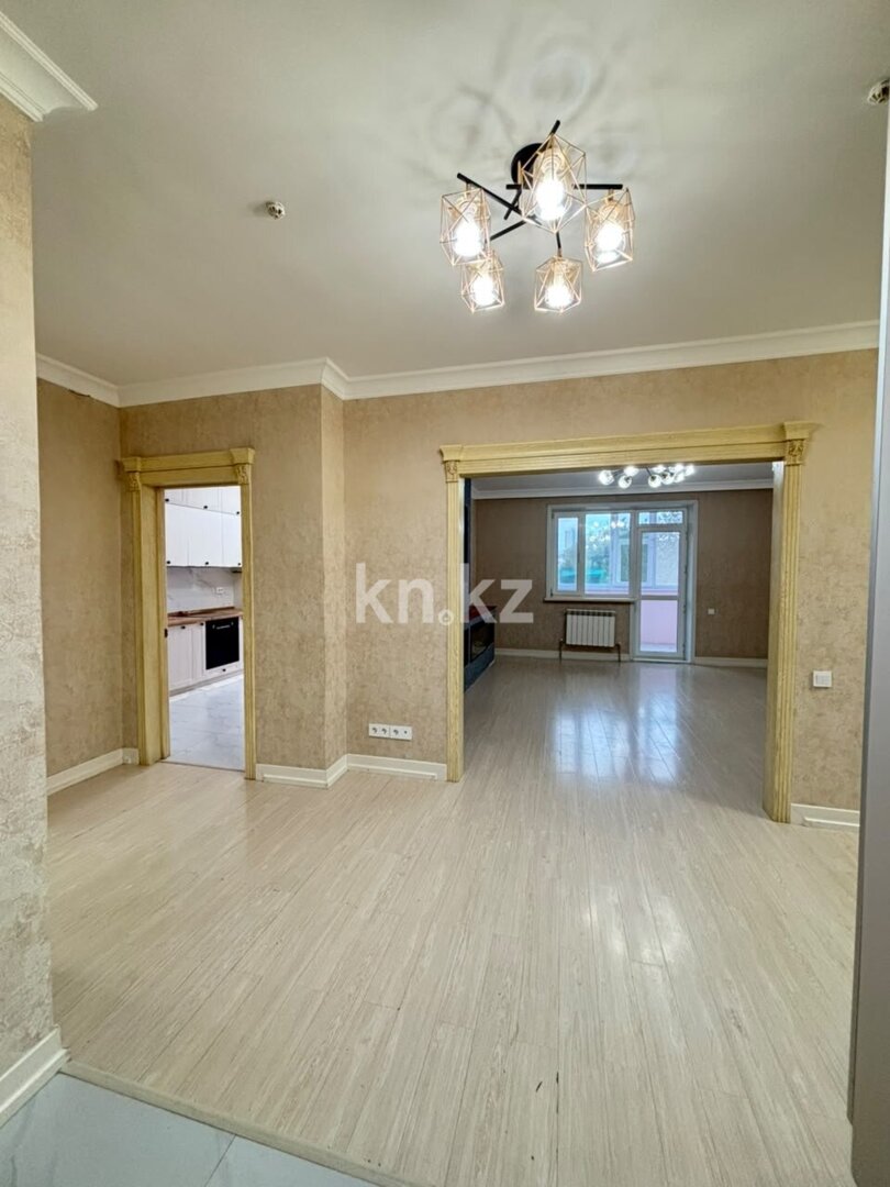 Продажа 4-комнатной квартиры, 132 м² в Астане - фото 15