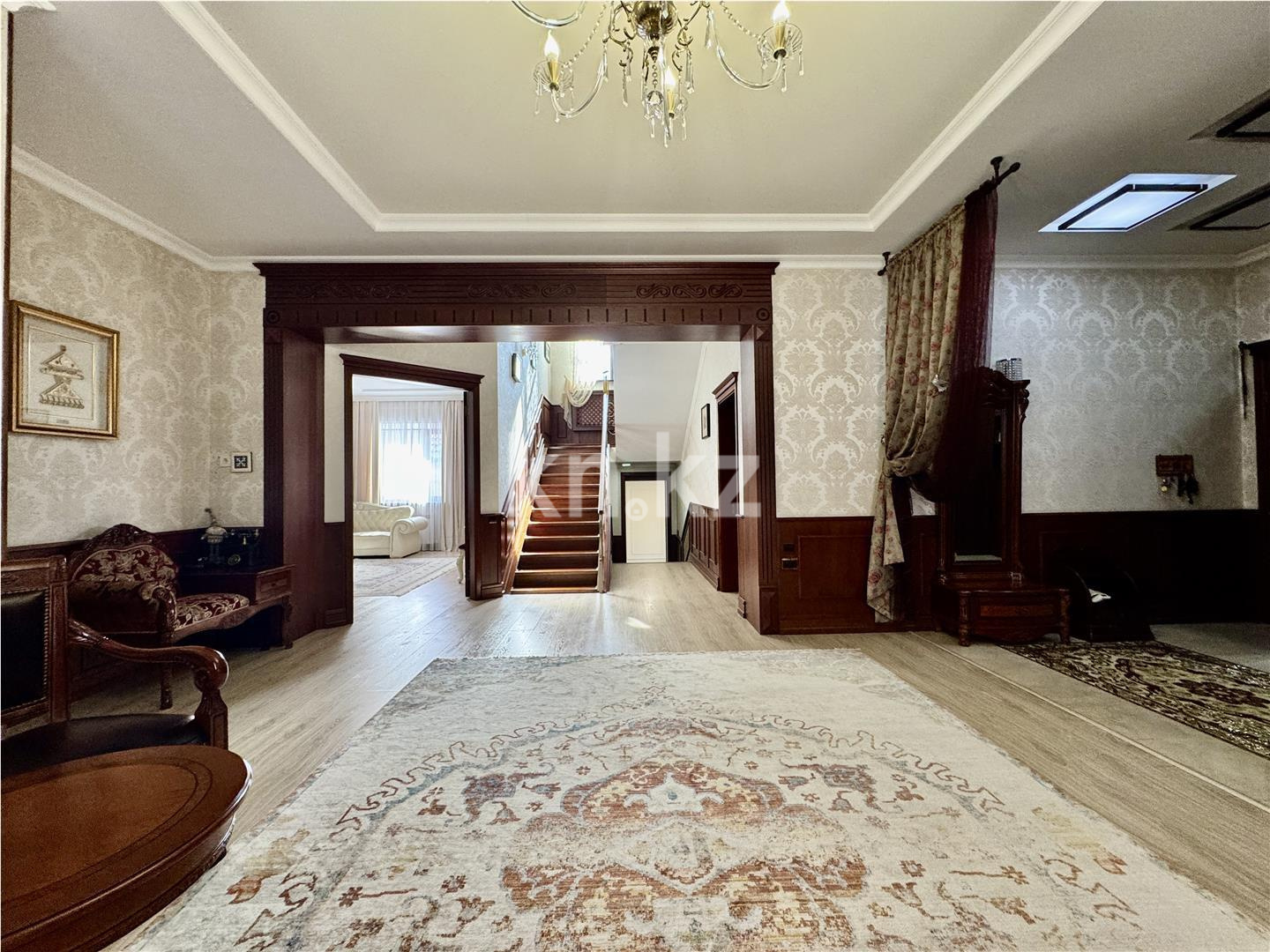 Продажа 6-комнатного дома, 417.7 м², ул. Ермекова в Караганде - фото 12