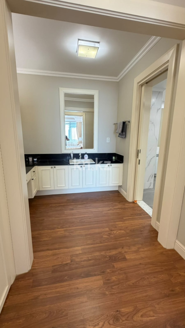 Аренда 4-комнатной квартиры, 225 м² в Астане - фото 13