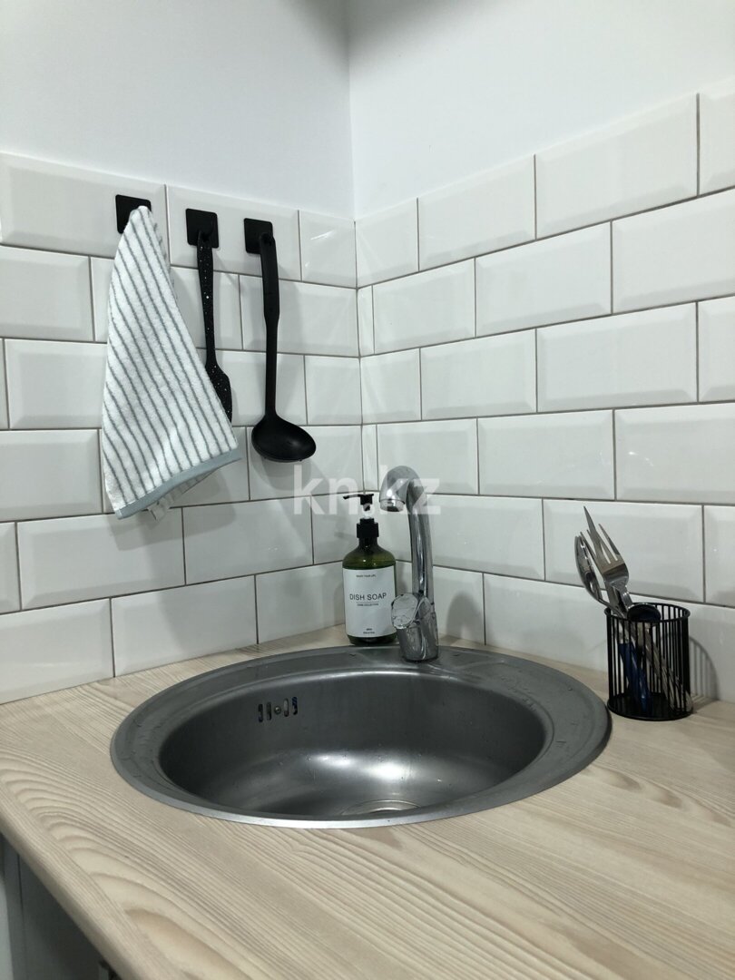 Аренда 1-комнатной квартиры посуточно, 20 м² в Алматы - фото 11