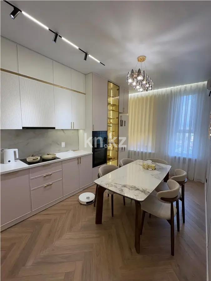 Продажа 3-комнатной квартиры, 82.1 м², пр. Райымбека, дом  348/1 в Алматы - фото 4