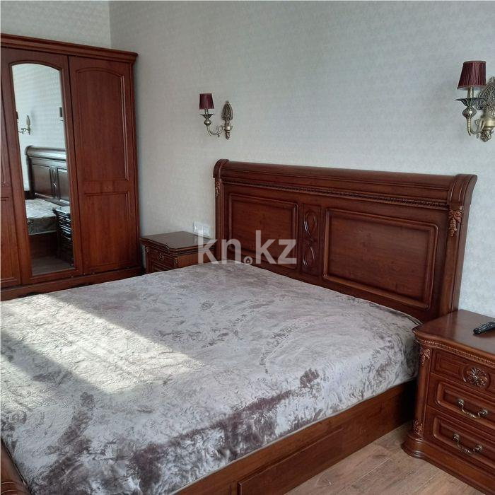 Продажа 2-комнатной квартиры, 65 м², пр. Бухар-жырау, дом  42 в Караганде - фото 2