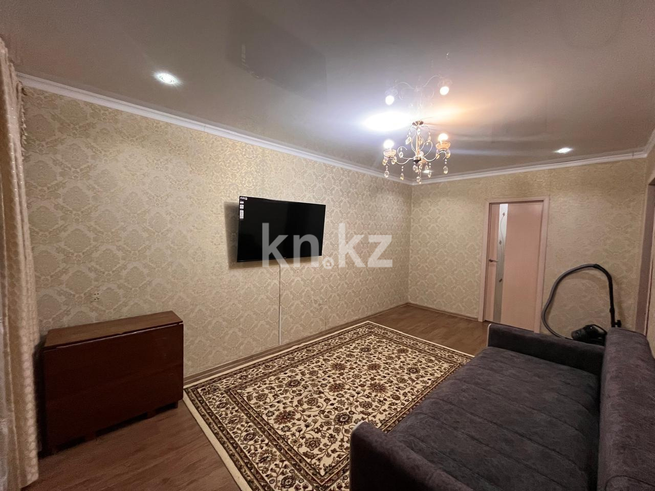 Продажа 2-комнатной квартиры, 45 м², мкр. Восток-2, дом  15 в Караганде - фото 2