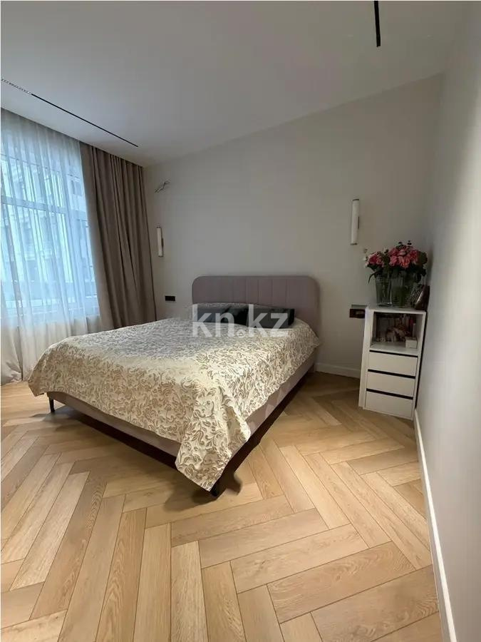 Продажа 4-комнатной квартиры, 136.5 м² в Астане - фото 2
