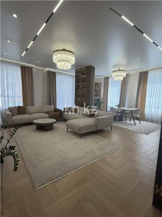 Продажа 4-комнатной квартиры, 176 м² в Астане