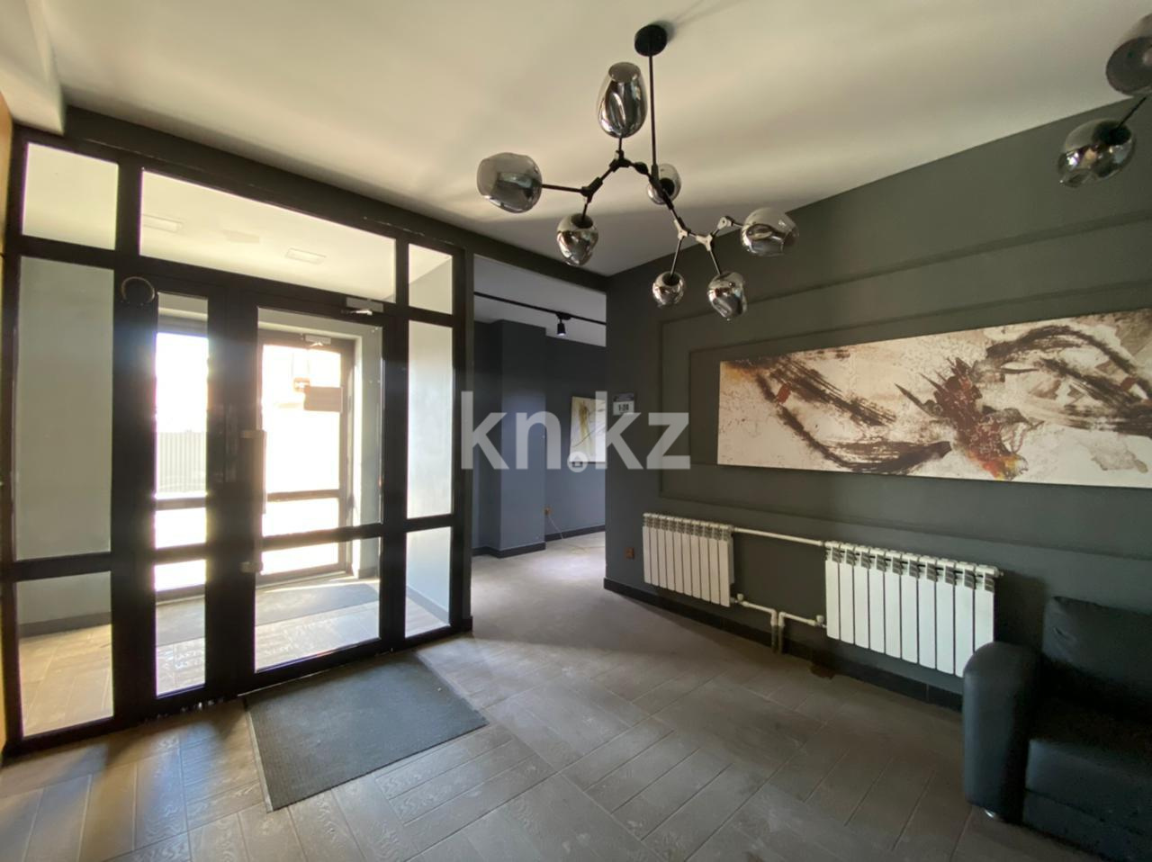 Продажа 3-комнатной квартиры, 110 м², ул. Комиссарова, дом  10/3 в Караганде - фото 19