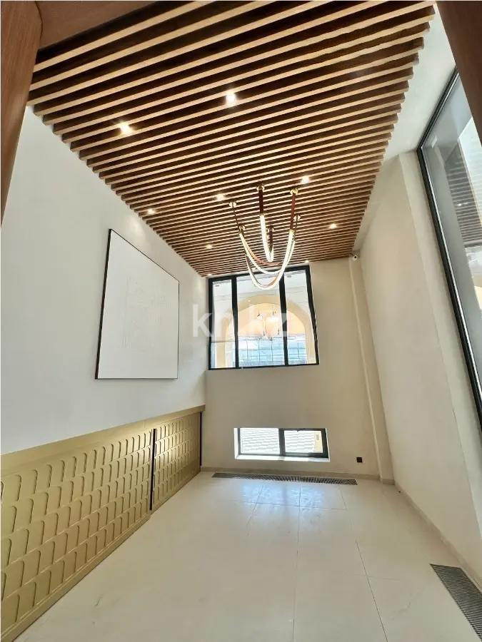 Продажа 4-комнатной квартиры, 152.9 м², ул. Кошкунова, дом  4 в Алматы