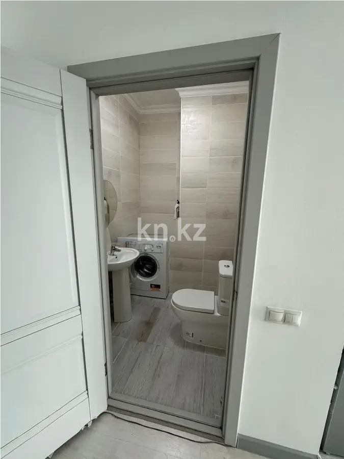 Продажа 2-комнатной квартиры, 72.8 м² в Алматы - фото 4