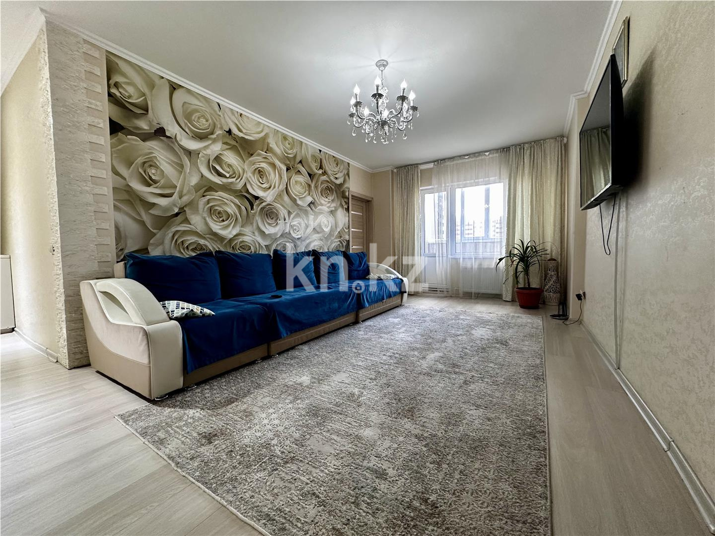 Продажа 3-комнатной квартиры, 90 м², пр. Шахтеров в Караганде - фото 2