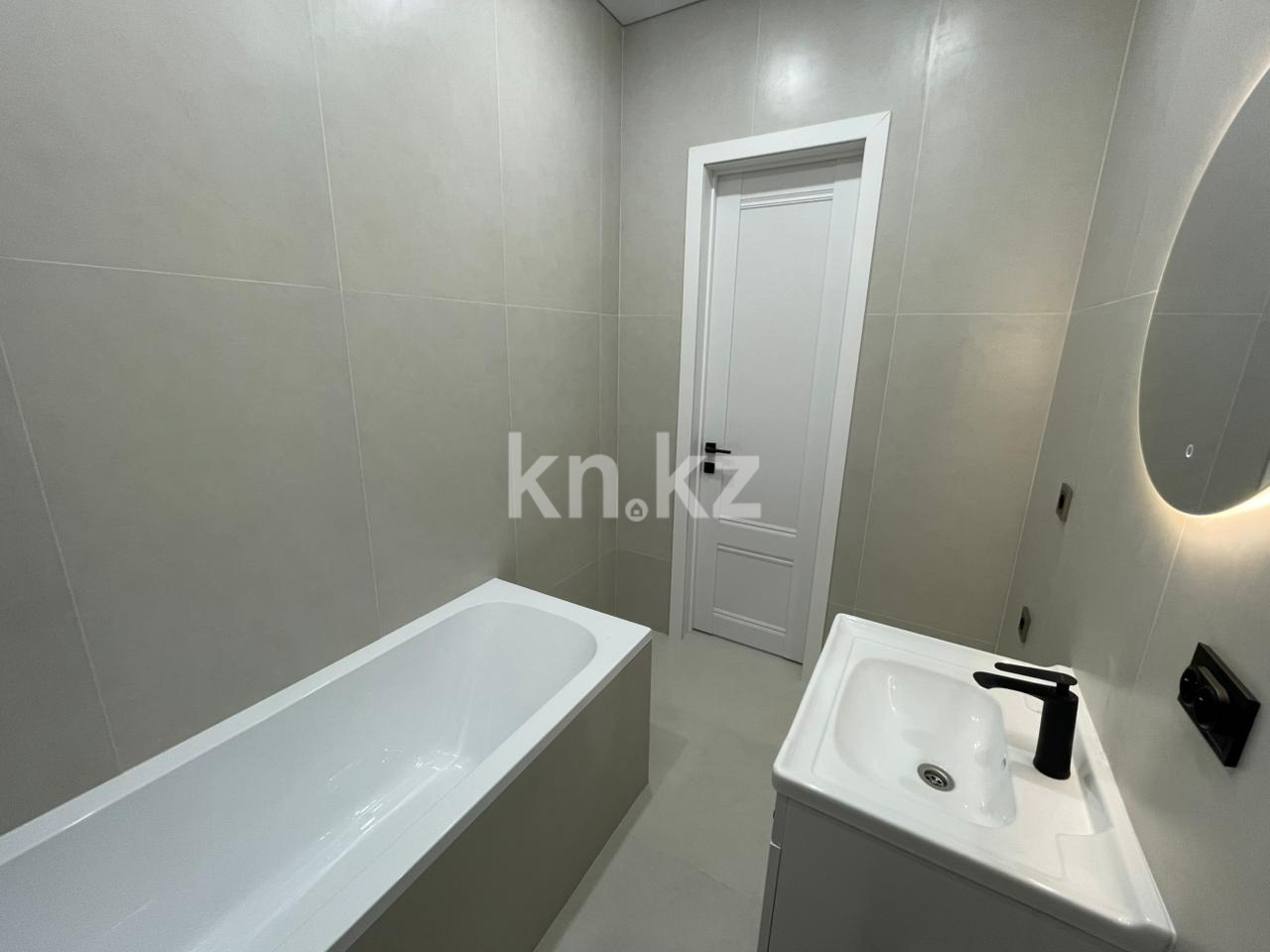 Продажа 1-комнатной квартиры, 41 м², ул. Университетская, дом  18 в Караганде - фото 7