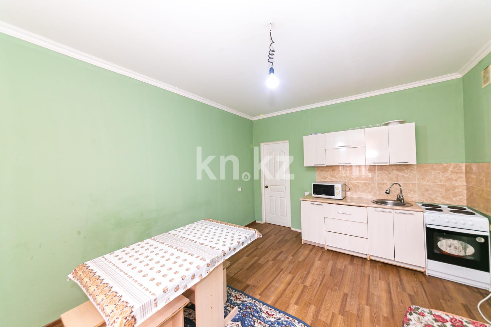 Аренда 2-комнатной квартиры, 65 м² в Астане