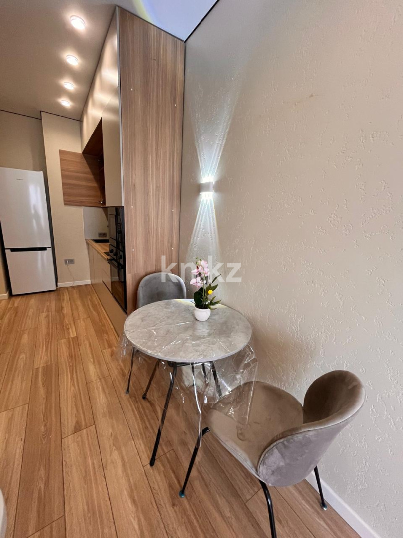 Аренда 1-комнатной квартиры посуточно, 37 м² в Алматы - фото 5