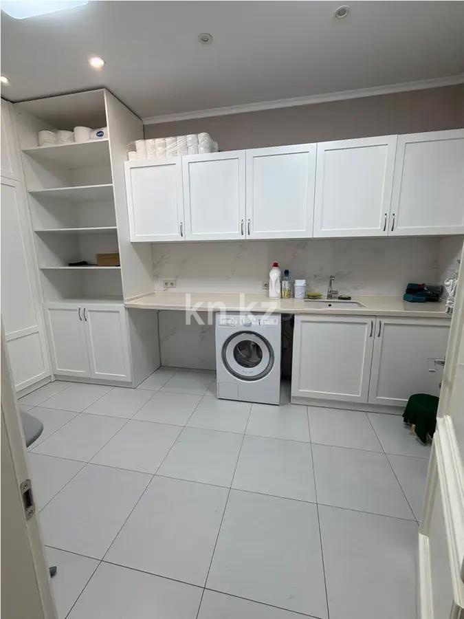 Продажа 7-комнатной квартиры, 417.8 м², ул. Розыбакиева, дом  247 в Алматы - фото 14