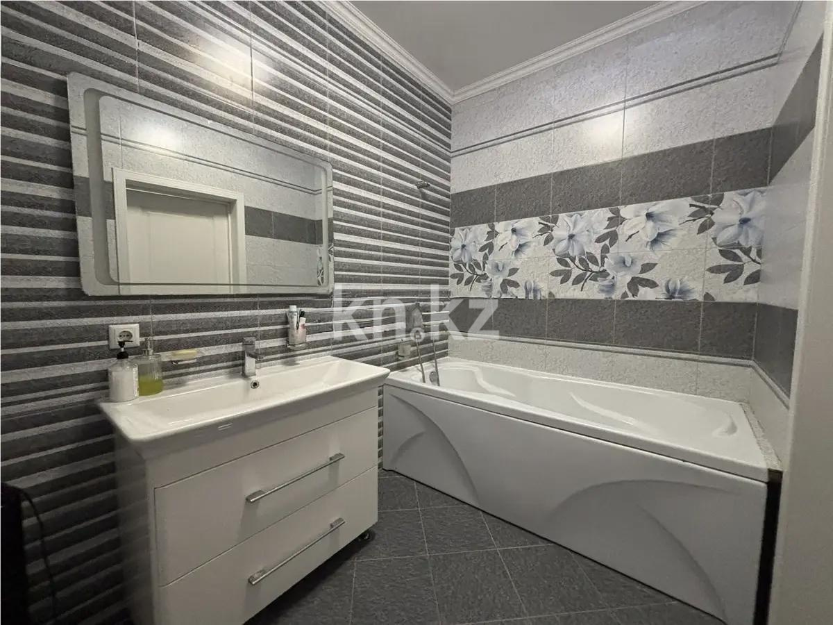 Продажа 2-комнатной квартиры, 64 м², ул. Куанышбаева, дом  11/3 в Астане - фото 4