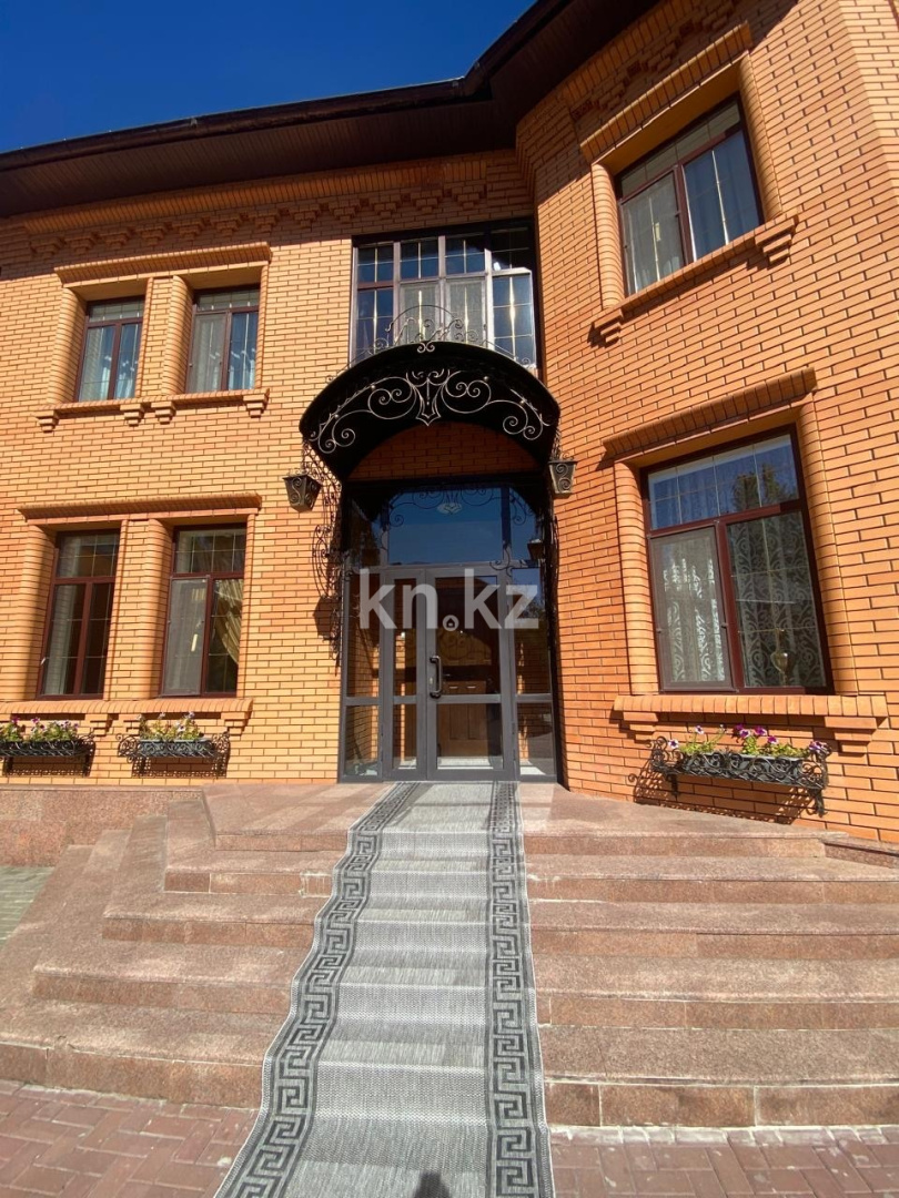 Аренда 10-комнатного дома, 600 м² в Астане - фото 5