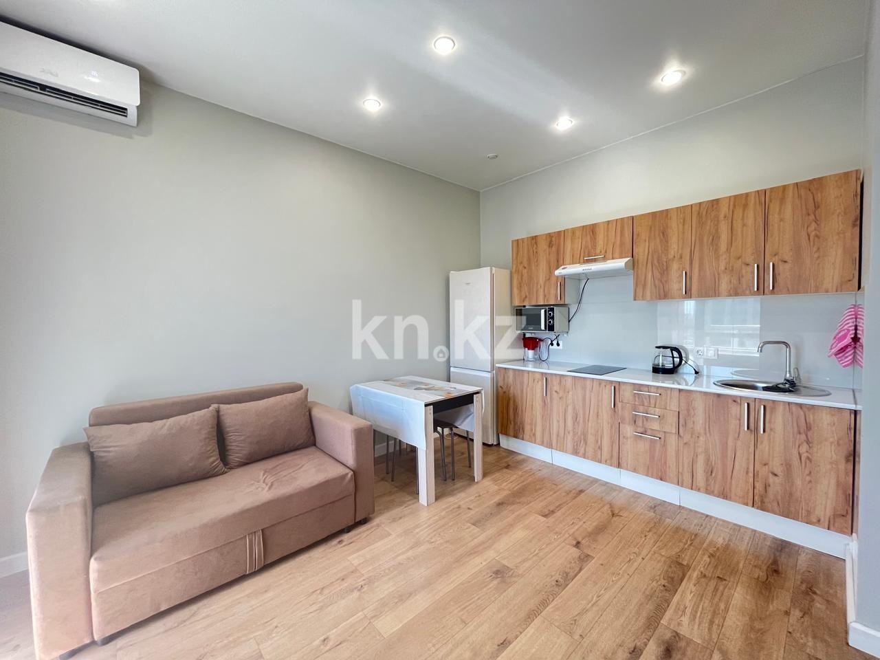 Аренда 2-комнатной квартиры, 40 м² в Астане