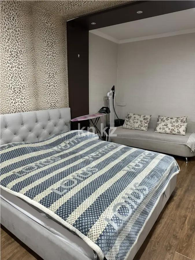 Продажа 2-комнатной квартиры, 68.5 м², ул. Чуланова, дом  127 в Алматы - фото 3