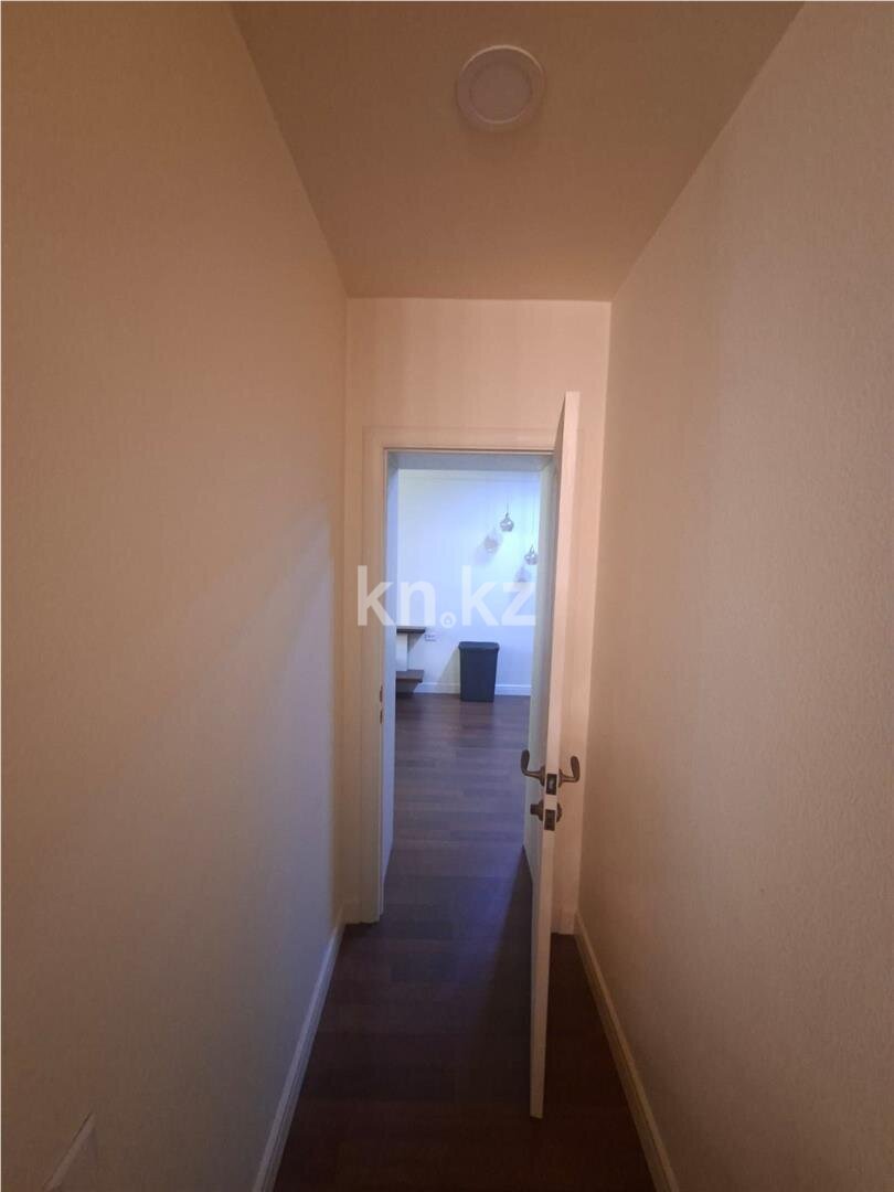 Продажа 3-комнатной квартиры, 57 м² в Караганде - фото 15