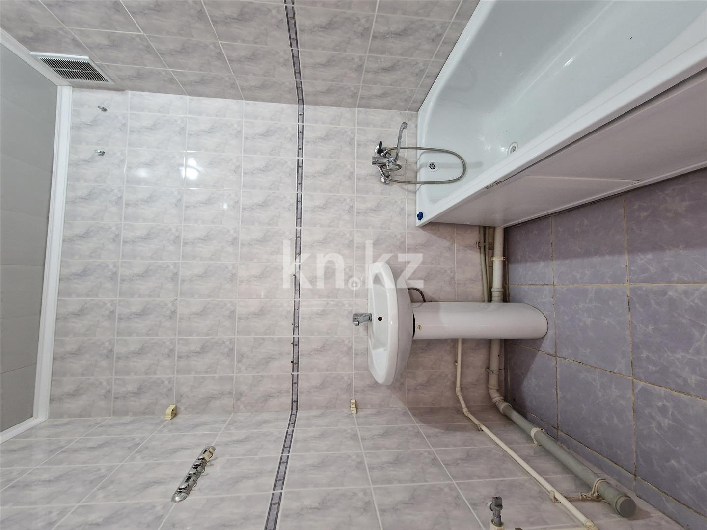 Продажа 2-комнатной квартиры, 53 м² в Караганде - фото 8