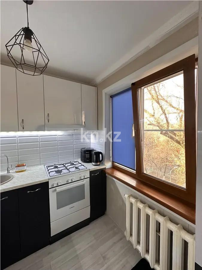 Продажа 3-комнатной квартиры, 60 м², мкр-н 6, дом  10 в Алматы - фото 4