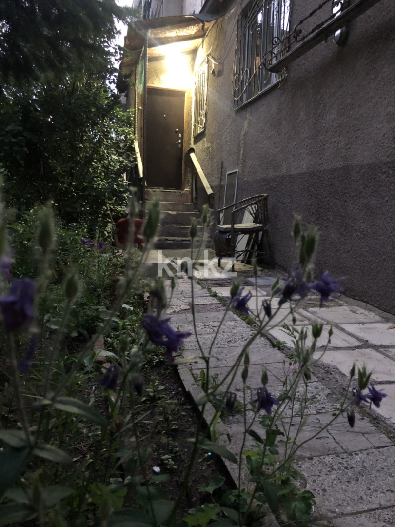 Продажа 3-комнатной квартиры, 85 м², ул. Аманжолова, дом  43 в Караганде - фото 16