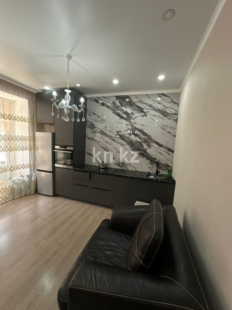 Аренда 2-комнатной квартиры, 62 м² в Астане